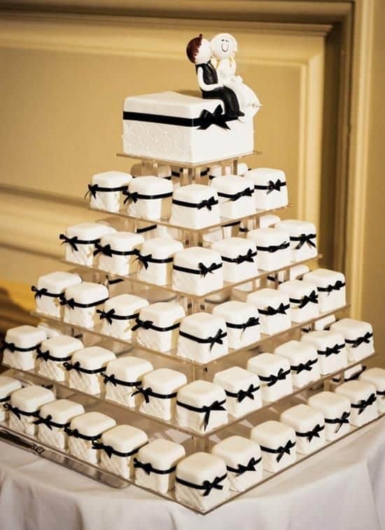 bolo de casamento preto branco