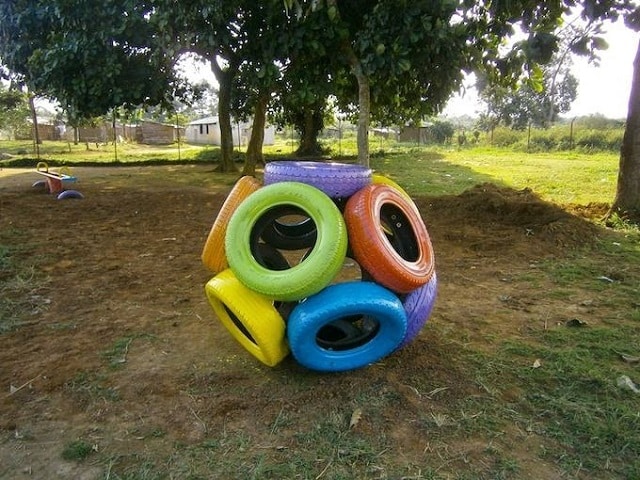 brinquedos de crianca com pneus 1