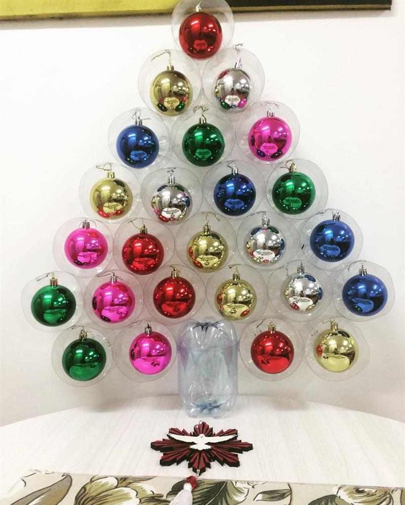 enfeite de natal com garrafa pet