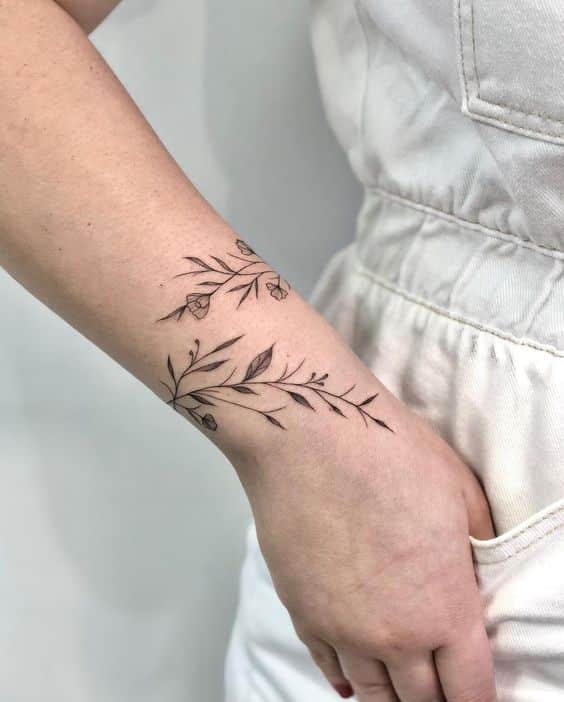 ideias de tatuagem feminina bracelete 6