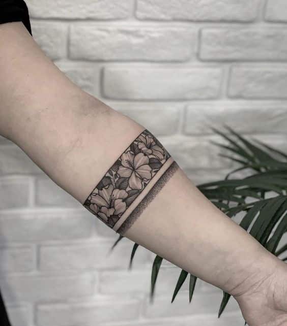 ideias de tatuagem feminina bracelete 7