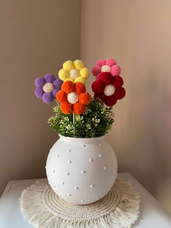 ideias flores feitas de pompons