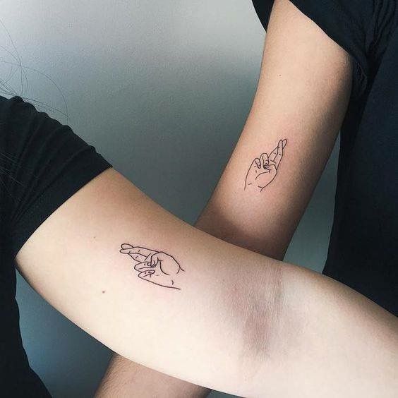 ideias tatuagem casal simples 1