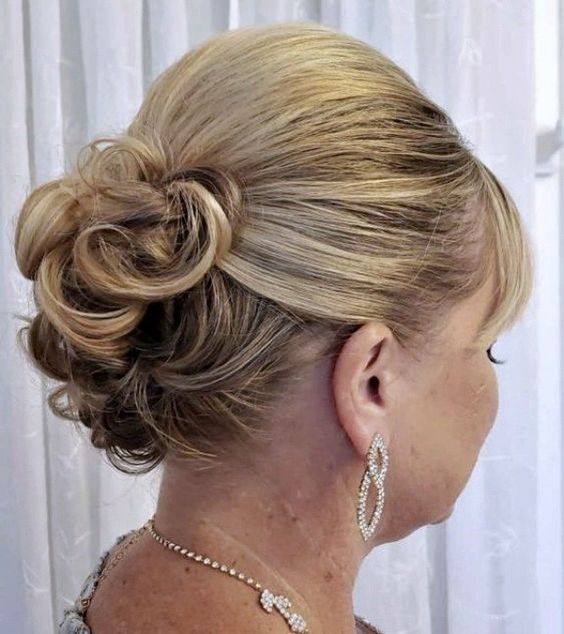 penteados para mae da noiva ou noivo 1