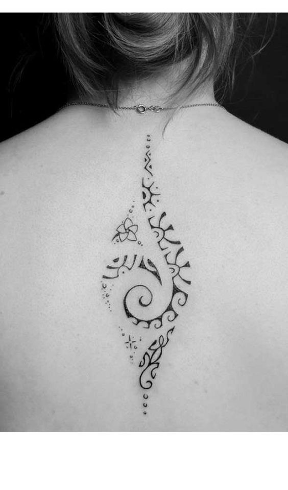 tatuagem feminina tribal costas ideias