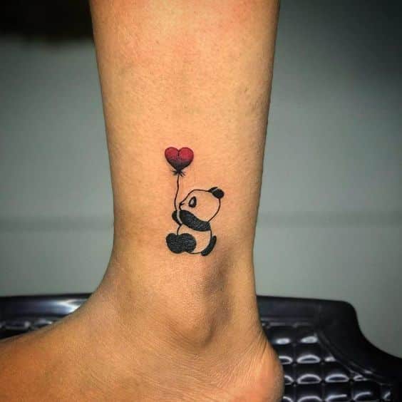 tatuagens panda perna