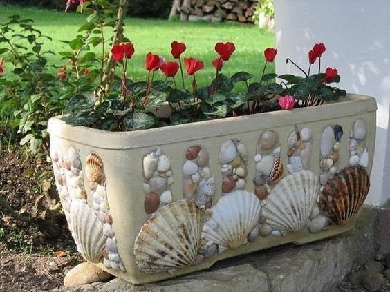vasos decorados com conchas do mar 1